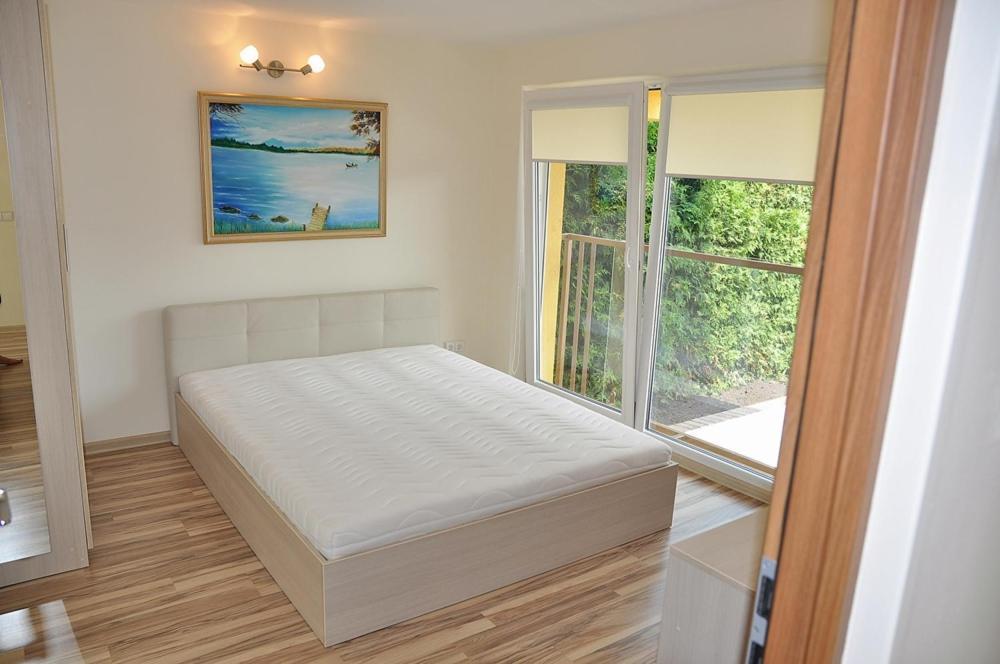Justinos Vila Palanga Luaran gambar