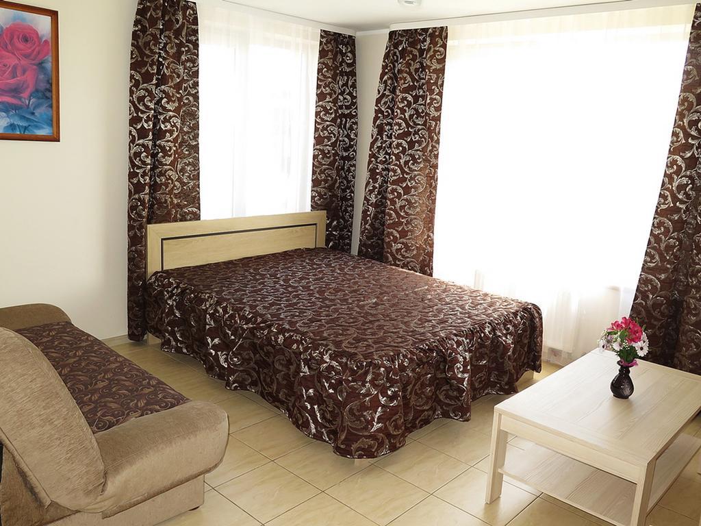 Justinos Vila Palanga Bilik gambar